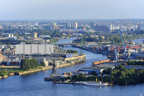 Deutschland, Hamburg, Steinwerder, Hafen und Elbe, lizenzfreies Stockfoto