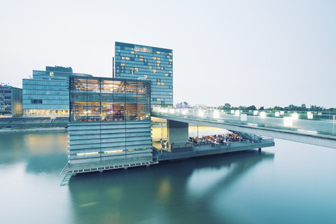 Germany, Dusseldorf, Media Harbour, Restaurant at The Living Bridge stock photo