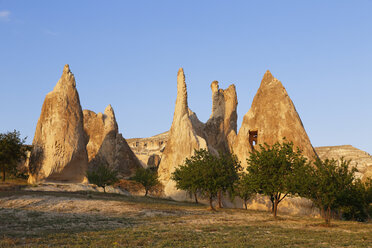 Türkei, Goereme-Nationalpark, Tuffsteingebilde - SIEF006267