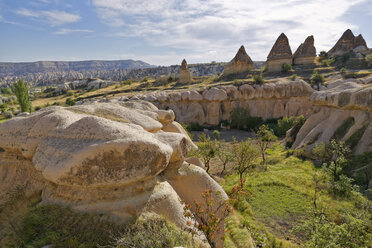 Turkey, Goereme National Park, tuff rock formations in Zemi valley - SIEF006274