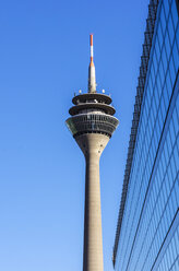 Deutschland, Nordrhein-Westfalen, Düsseldorf, Rheinturm - THAF000968