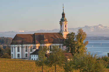 Deutschland, Baden-Württemberg, Bodensee, Birnau, Barockkirche am Seeufer - SHF001666