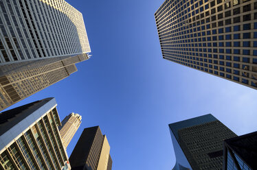 USA, Illinois, Chicago, view to facades of skyscrapers from below - SMAF000268