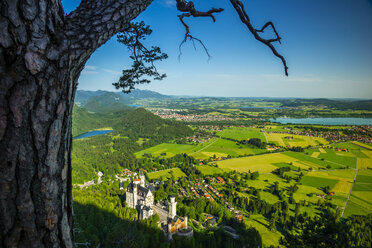 Germany, Bavaria, Allgaeu, Schangau, View to Neuschwanstein Castle, Schwansee, Weissensee, Fuessen, Hopfensee and Forggensee - WGF000532