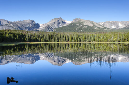 USA, Colorado, Rocky Mountain National Park, Bierstadt Lake - NNF000106