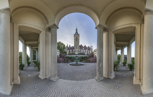 Germany, Mecklenburg-Vorpommern, Schwerin, Burggarten - PVCF000230