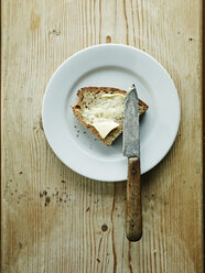 Teller mit Brot und Butter - HOEF000290