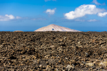 Spanien, Kanarische Inseln, Lanzarote, Tinajo, Lavafelsen im Timanfaya-Nationalpark - AMF003378