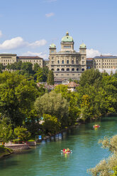 Switzerland, Bern, Federal Palace and River Aare - WDF002760