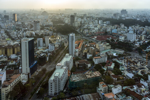 Vietnam, Ho-Chi-Minh-Stadt, Stadtbild vom Bitexco Financial Tower aus gesehen - WEF000307