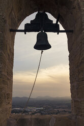 Spanien, Balearen, Mallorca, Glockenturm der Festung Capdepera - DWIF000321