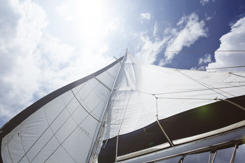 Spain, Balearic Islands, Mallorca, view to sail from below - STKF001092