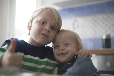 Two little brothers at home - RB002205