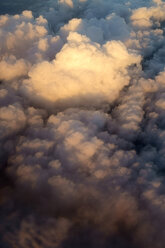 Luftaufnahme, Wolken am Abend - NDF000484