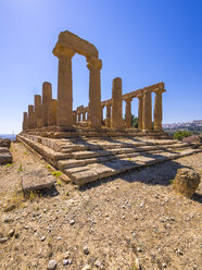 Italien, Sizilien, Akragas, Blick zum Hera-Tempel, Tempel D, im Tempeltal - AMF003505