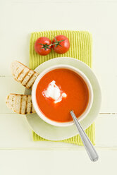 Tomato cream soup with baguette - ECF001622