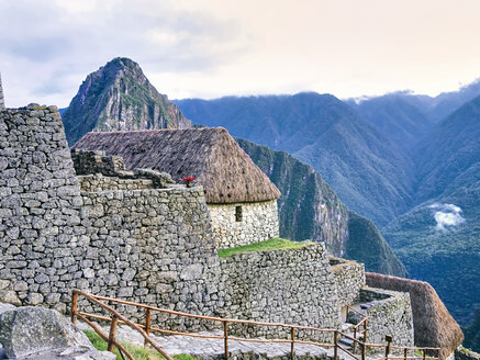 Peru, building at Machu Picchu - SEGF000199