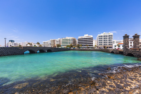 Spanien, Lanzarote, Arrecife, Uferpromenade Avenida Olof Palme, lizenzfreies Stockfoto