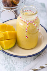 Mango-Smoothie in Glasflasche - ODF000918