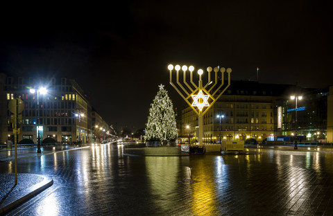 Germany, Berlin, giant Hanukkah menorah near Brandenburg Gate at night stock photo
