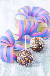 Streamer and cake pops - ODF000936