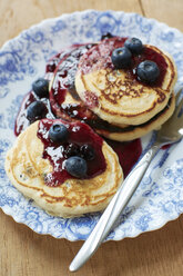 Lemon blueberry pancakes with blueberry syrup - HAWF000542