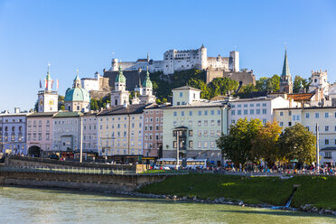 Austria, Salzburg, View to old town with Hohensalzburg Castle, River Salzach - AMF003568