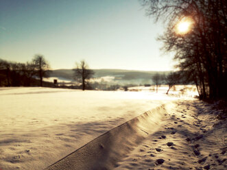 Deutschland, Winterlandschaft im Bergischen Land - ONF000751