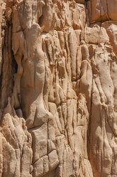 Italien, Sardinien, Tortoli, rote Felsen von Arbatax, Klippen aus rotem Porphyr - JBF000222
