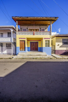 Antillen, Kleine Antillen, Grenada, Gouyave, Blick auf ein Einfamilienhaus - THAF001171