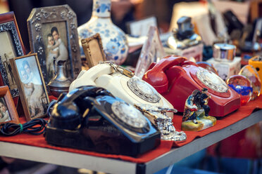 Portugal, Lisbon, old telephones at Feira da Ladra flea market - EH000061