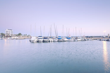 Spanien, Balearische Inseln, Mallorca, Hafen, Portixol bei Palma de Mallorca - MEMF000670