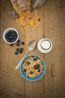 Glutenfreies Müsli mit Heidelbeeren - LVF002595