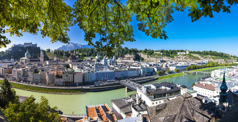 Österreich, Salzburg, Stadtbild vom Kapuzinerberg aus gesehen, lizenzfreies Stockfoto