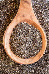 Wooden spoon with chia seeds - SARF001260