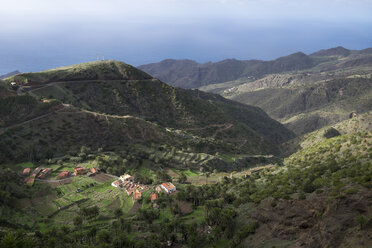 Spanien, Kanarische Inseln, La Gomera, Vallehermoso, Blick auf Epina - SIEF006384