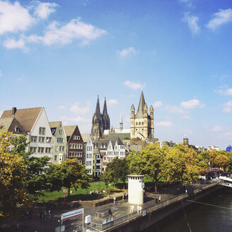 Deutschland, Köln, Stadtbild mit Dom - GWF003619