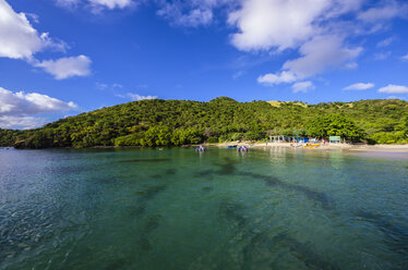 Caribbean, Antilles, Lesser Antilles, Grenadines, Union Island, View to beach - THAF001199