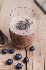 Blueberry smoothie with chia seeds - OD001067