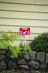 Canada, Vancouver, dog sign - NGF000160