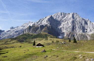 Austria, Salzburg State, Muehlbach, Hochkoenig mountain massif, Alpine cabin - WWF003437