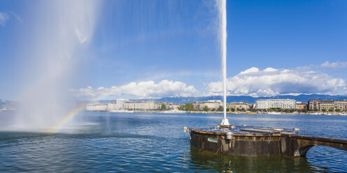 Schweiz, Genf, Genfer See mit Springbrunnen Jet d'Eau - WD002826