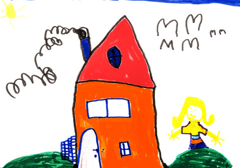 Kinderzeichnung, Buntes Haus und Mädchen, lizenzfreies Stockfoto