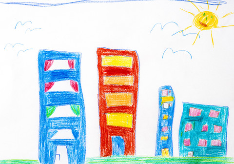 Kinderzeichnung, Hochhäuser und Sonne, lizenzfreies Stockfoto