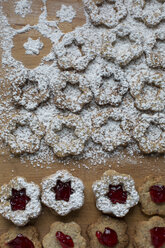 Backen von Weihnachtsplätzchen - ASCF000029