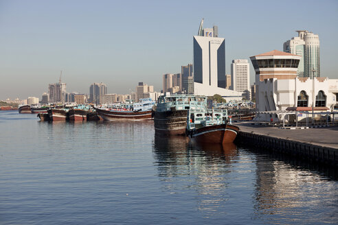 UAE, Dubai, Dhow harbor and skyscrapers at Dubai Creek - PCF000024