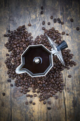 Espresso can and coffee beans - LVF002700