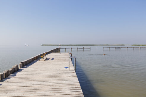 Österreich, Burgenland, Neusiedler See, Badestelle Breitenbrunn am Neusiedler See - SIE006452