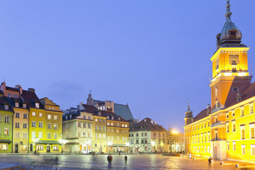 Polen, Altstadtviertel am Zamkowy-Platz und das Königsschloss in Warschau - MSF004463