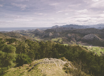 Spain, Asturias, view of Picos de Europa mountains from Mirador del Fito - RAEF000026